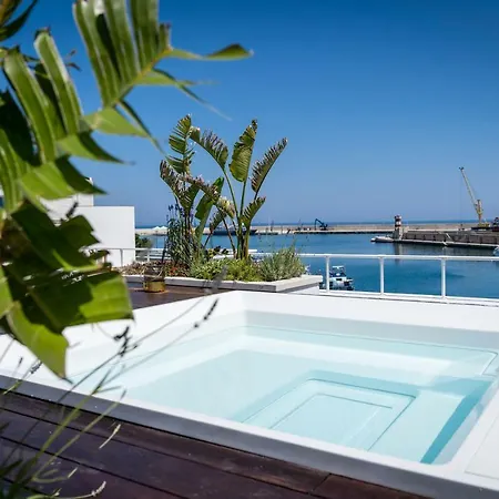 Al Console Luxury 4*