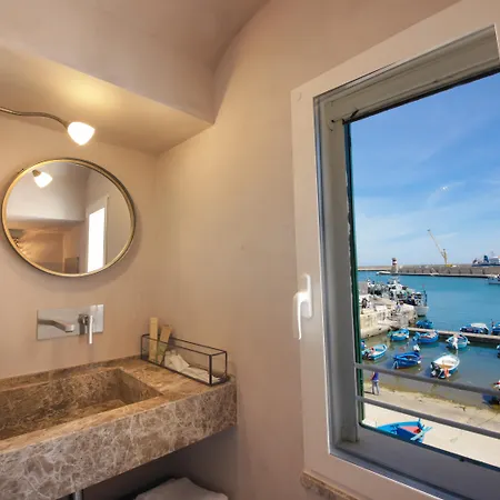 Al Console Luxury 4*