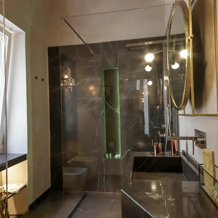 Al Console Luxury 招待所 4*