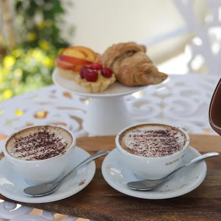 Al Console Luxury 招待所