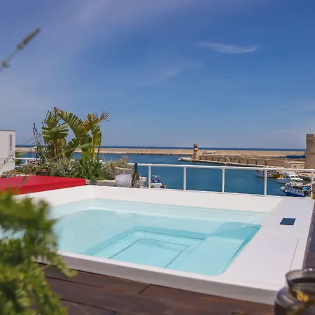 Al Console Luxury ゲストハウス モノーポリ