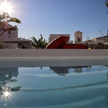 ゲストハウス Al Console Luxury モノーポリ