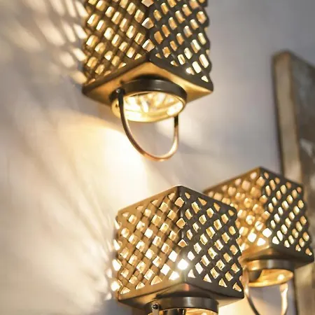 招待所 Al Console Luxury