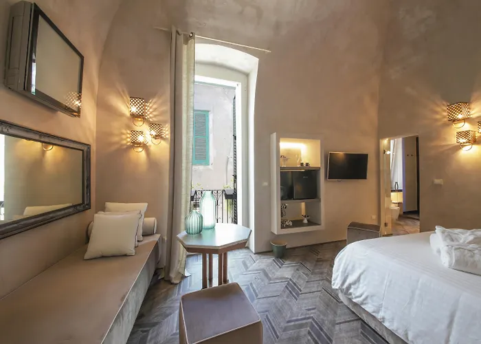 Al Console Luxury 4*