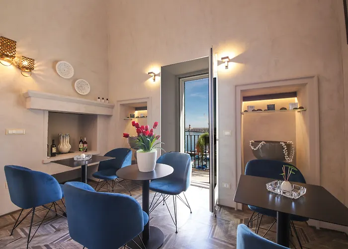 Al Console Luxury 4* Monopoli